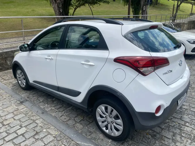 Hyundai HB20X Premium 1.6 Flex 16V Aut. 2017