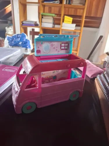 Polly pocket trailer 