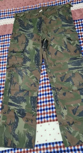 Calça camuflada g