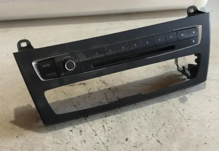 Frente Rádio Cd Player Bmw 116 135i 2013 - 2015 