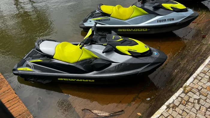 Jetski 230 GTR com carretinha nova
