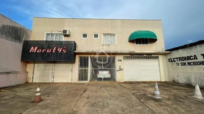 IMOVEL 2 SALÕES + RESIDÊNCIA PISO SUPERIOR