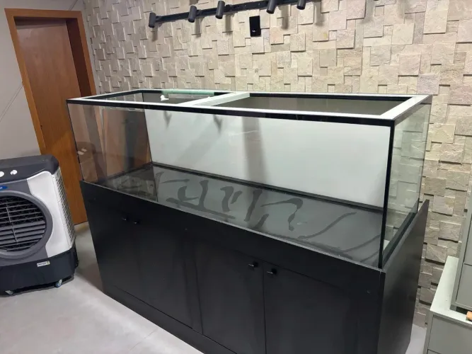 Fabricamos aquários planejados