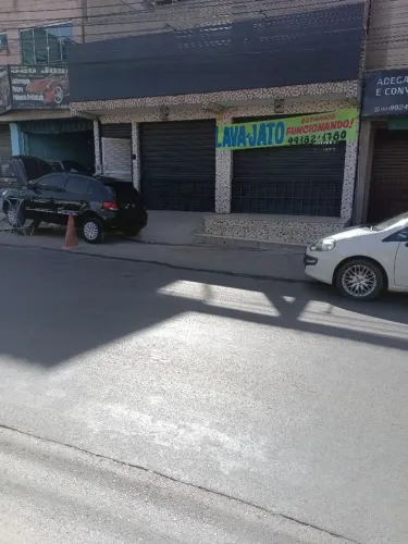 Alugo Loja Comercial no Itapoã, com pé direito de 4.5m, saleta caixa, WC feminino