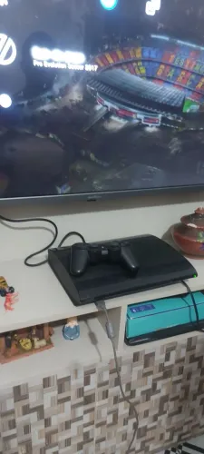 Vende-se PS3 seminovo funcionando perfeitamente para vender hoje ou amanhã rápido