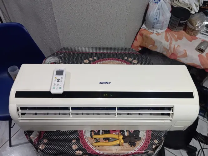 Ar condicionado Comfee 12000 btus