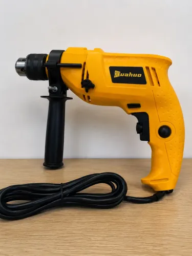 Furadeira de Impacto Huahuo 110V - Muito nova