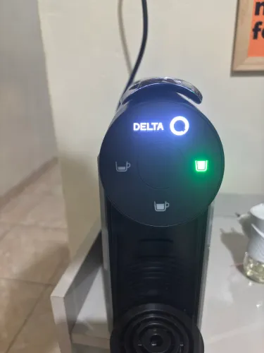 Cafeteira Delta Q