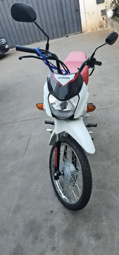 Moto nova, so rodou da concessionária p casa