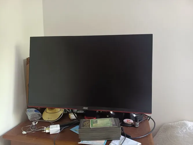 Monitor semi-novo 