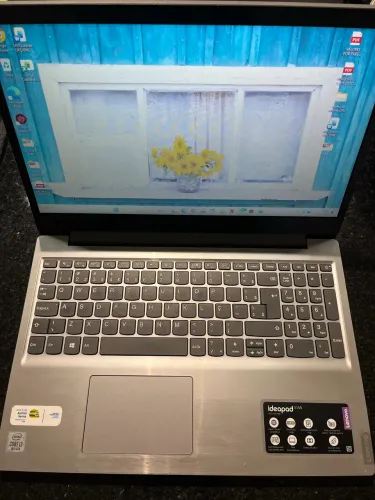 Notebook Lenovo IdeaPad S145 - Intel Core i3 - 4GB RAM - SSD 256GB