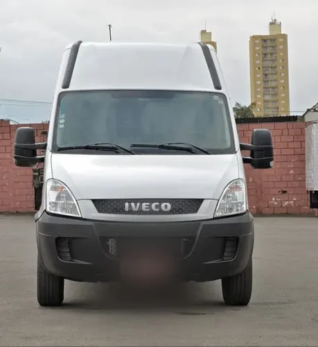 Iveco Furgão 2017