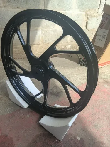 Rodas pé de galinha liga leve dianteira.