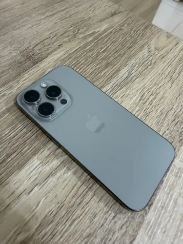 VENDO iphone 15 pro 128gb