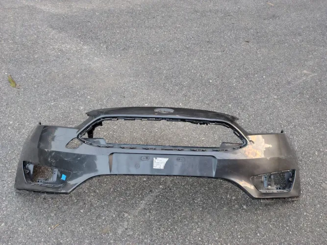 Para-choque dianteiro Ford Focus 2016 a 2018 original c detalhe 