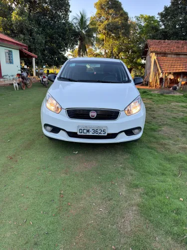 Fiat Grand Siena Attractive 1.0 Flex 8V 4P 2018