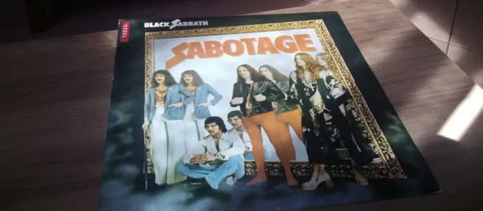 Disco Sabotage Black Sabbath