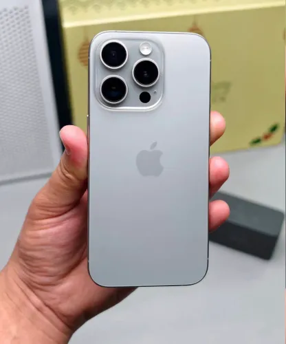 iPhone 15 pro natural 256 GB Garantia 6 meses 