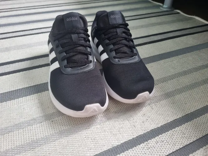 Tenis adidas cloudfoam