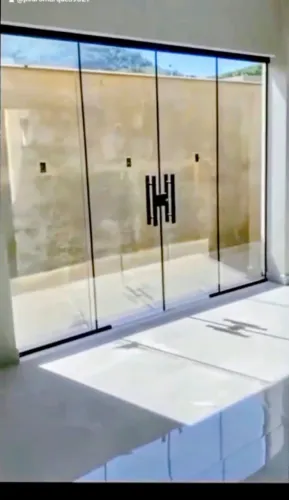portas e janelas vidro temperado incolor com alumínio branco ou e