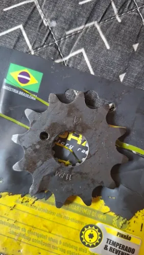 Pinhão 12 dentes para moto de trilha