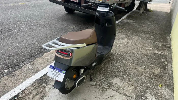 Vende-se Moto Elétrica aceito troca chama que dá negócio