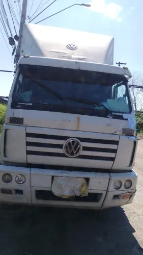 Vende-se um Caminhão Titan 18310