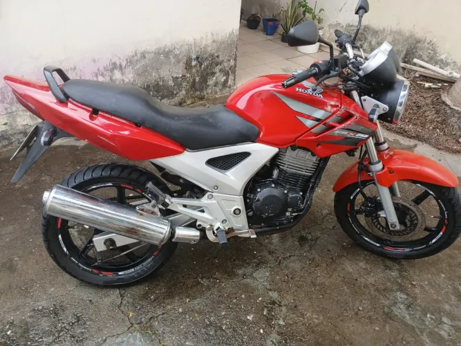 Moto Twist CB 250