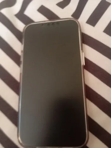 Iphone 14 zero sem riscos funcionando excelente bateria 84%
