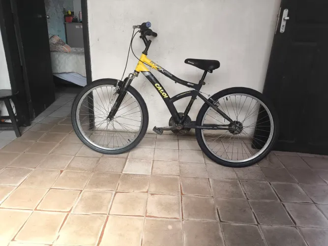 Bicicleta Caloi aro 24