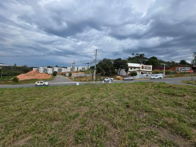 Terreno 282,62 m² à venda no Loteamento Jardim São Roque em Vinhedo