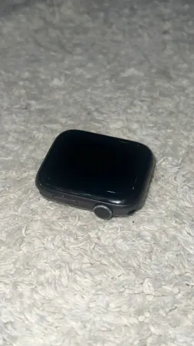 Apple Watch - Série 5, 44mm