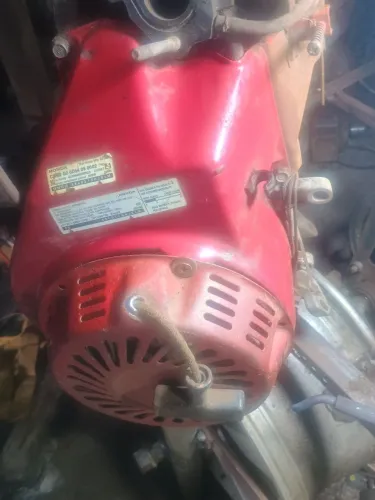 Motor Honda do gerador Honda 13 cavalos RX 390 pouco usado