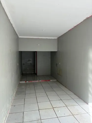 Alugo ponto comercial na avenida