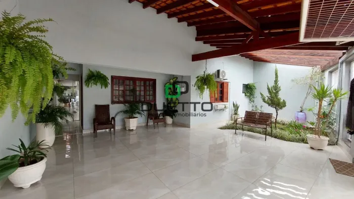 Excelente casa à venda no Jardim Esmeralda Santa Bárbara dOeste