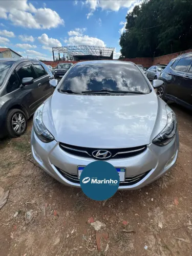 Hyundai Elantra GLS 1.8 16V Aut. 2013