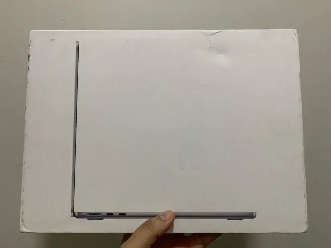 MacBook Air M3/ 16GB RAM/ 512GB SSD/ 13 polegadas