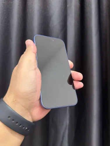 Vendo ou troco iPhone 16 126 GB azul