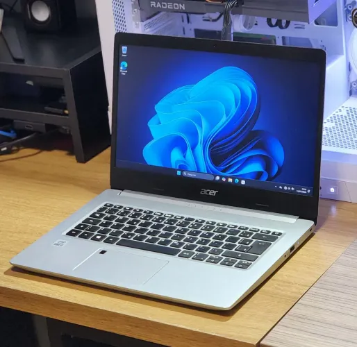 Notebook Acer I5 Impecável