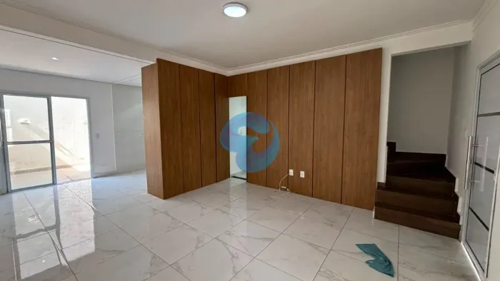 Casa no condomínio Residencial Américo Figueiredo