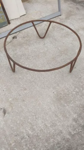 Tripé de planta de chão