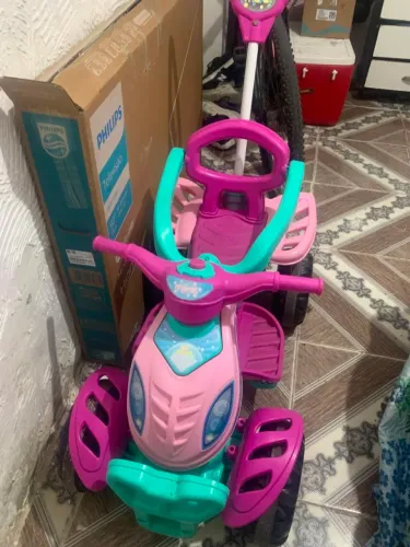 Carrinho de beber novo usado muito pouco 