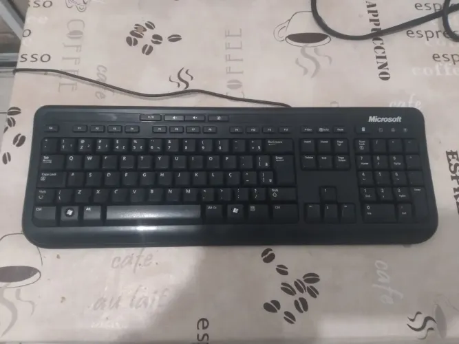 Teclado escritório marca Microsoft