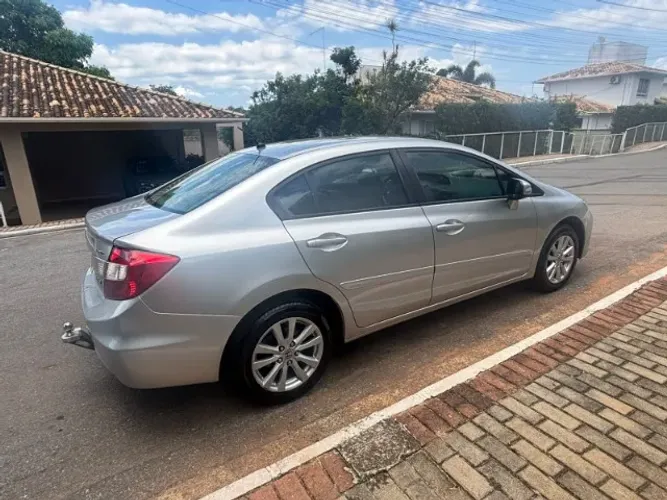 Honda Civic Sedan LXR 2.0 Flexone 16V Aut. 4P 2014