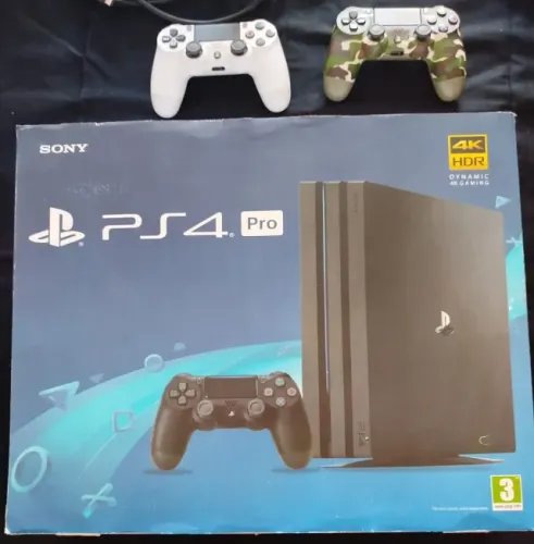 PS4 PRO 1TB + 2 Controles + 18 Jogos (GOW, TLOU, NIOH, Bloodborne) + Caixa