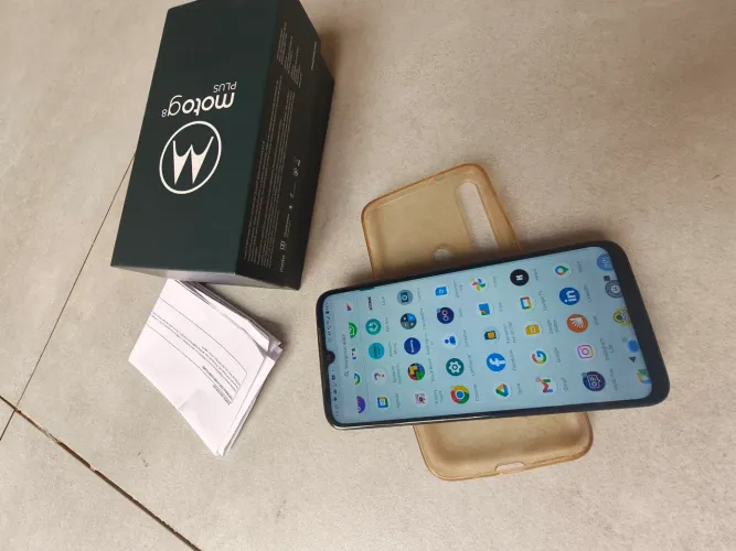 Moto G 8 PLUS 64GB COM NOTA fiscal na caixa 