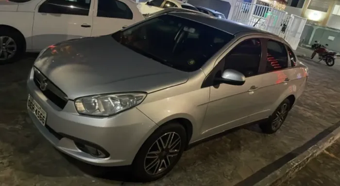 Fiat Grand Siena Attrac. 1.4 EVO F.flex 8V 2014