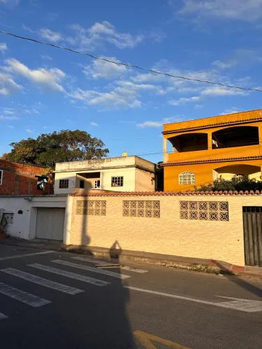 Aluga-se casa em vila velha praia dos recifes