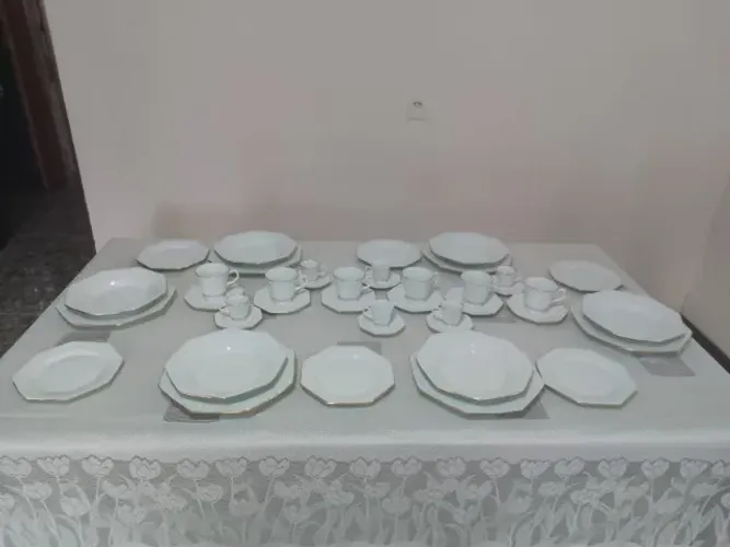 Aparelho de Jantar, Chá e Café (42 peças) - Porcelana Schmidt
