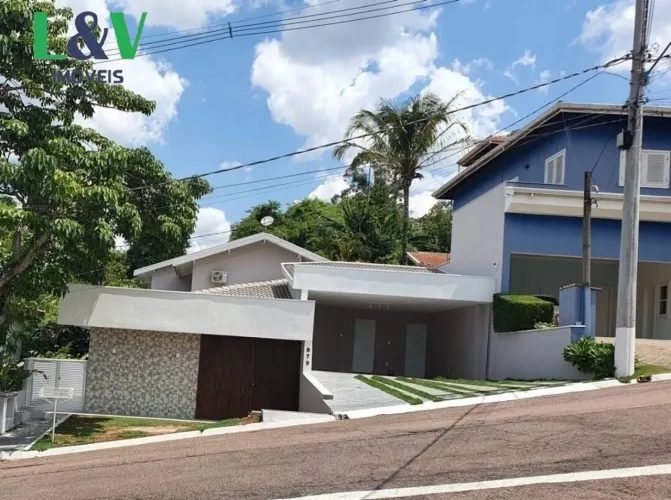 Excelente Casa no Villaggio Capriccio